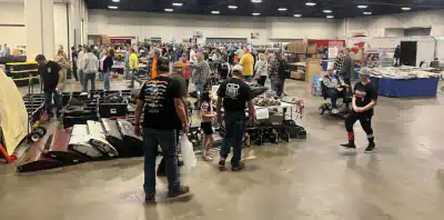 KYANA Swap Meet Vendor Move In