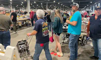 KYANA Swap Meet Vendor Move In