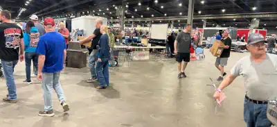 KYANA Swap Meet Vendor Move In