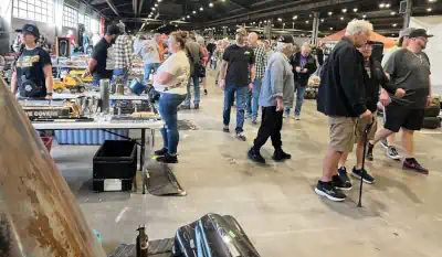 KYANA Swap Meet Vendor Move In